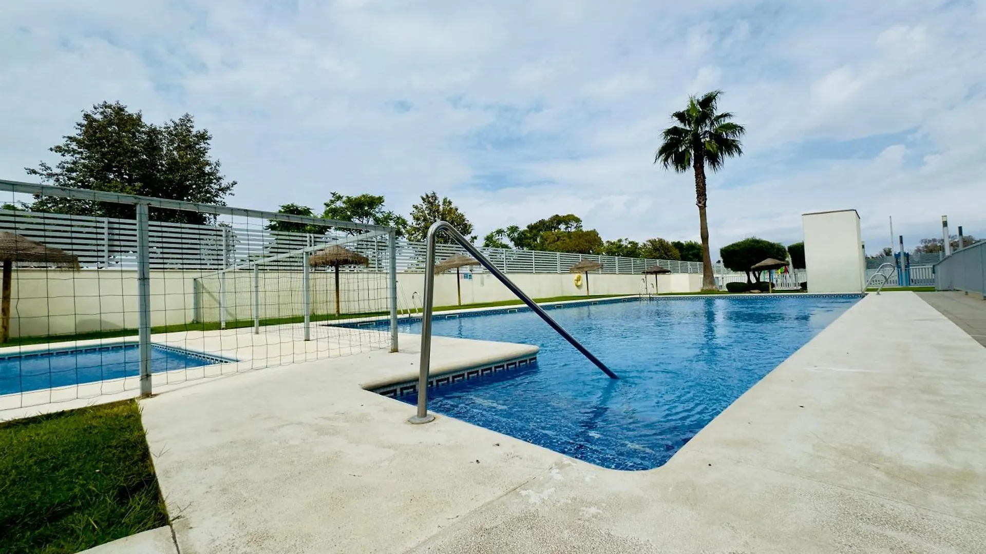 Bahia Azul Suites, Piscina & Padel San Fernando Apartment